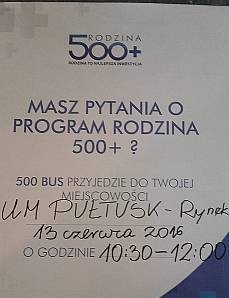Plakat informujący o przyjeździe Busa informacyjnego o programie Rodzina 500+